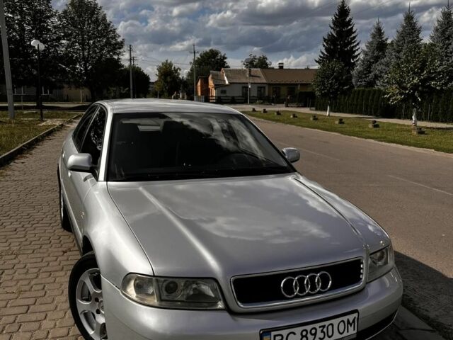 Сірий Ауді А4, об'ємом двигуна 1.6 л та пробігом 260 тис. км за 3306 $, фото 1 на Automoto.ua