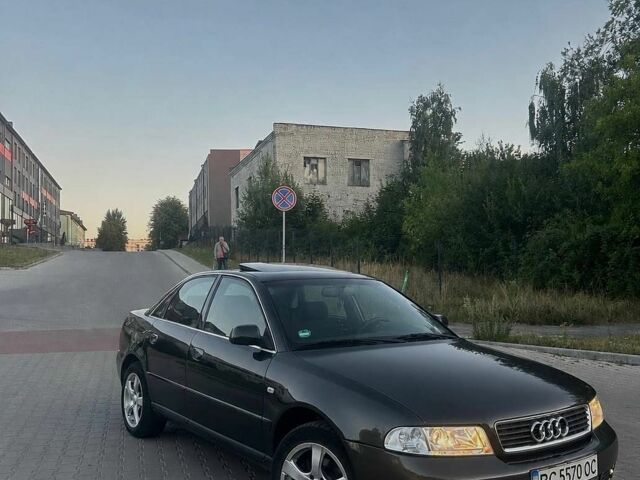 Сірий Ауді А4, об'ємом двигуна 1.6 л та пробігом 300 тис. км за 3500 $, фото 1 на Automoto.ua