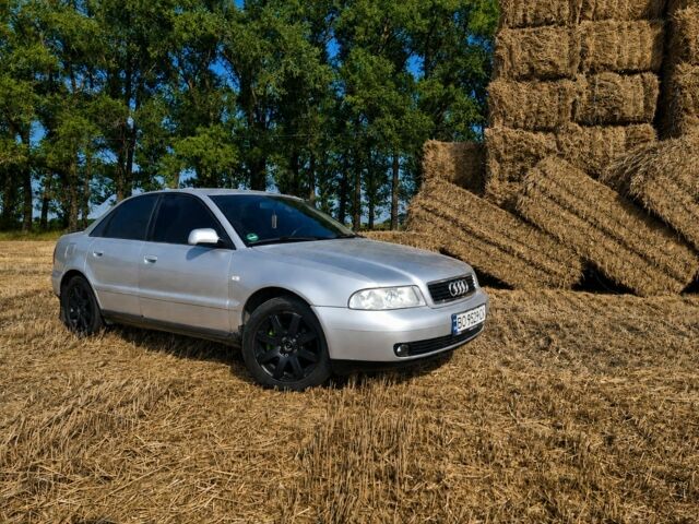 Сірий Ауді А4, об'ємом двигуна 1.6 л та пробігом 275 тис. км за 3994 $, фото 1 на Automoto.ua