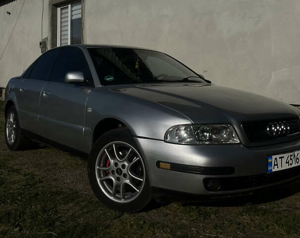 Сірий Ауді А4, об'ємом двигуна 1.6 л та пробігом 226 тис. км за 4200 $, фото 1 на Automoto.ua