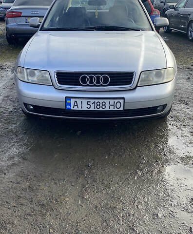 Сірий Ауді А4, об'ємом двигуна 1.78 л та пробігом 212 тис. км за 2750 $, фото 1 на Automoto.ua