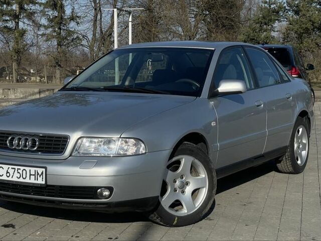 Сірий Ауді А4, об'ємом двигуна 1.6 л та пробігом 266 тис. км за 3300 $, фото 1 на Automoto.ua