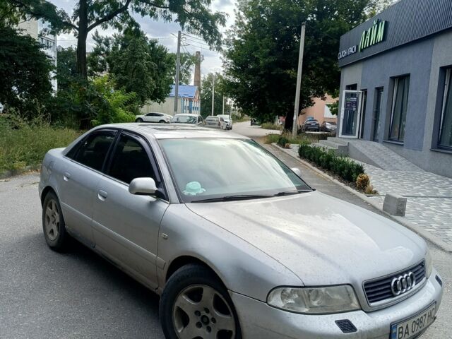 Сірий Ауді А4, об'ємом двигуна 2.5 л та пробігом 360 тис. км за 3311 $, фото 1 на Automoto.ua