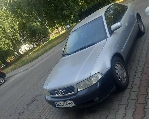 Серый Ауди А4, объемом двигателя 1.9 л и пробегом 388 тыс. км за 3200 $, фото 1 на Automoto.ua