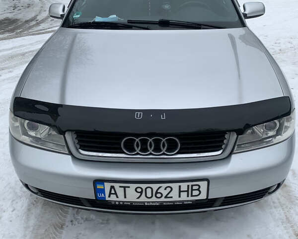 Серый Ауди А4, объемом двигателя 1.6 л и пробегом 202 тыс. км за 3999 $, фото 1 на Automoto.ua