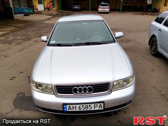 Серый Ауди А4, объемом двигателя 1.9 л и пробегом 378 тыс. км за 4000 $, фото 1 на Automoto.ua