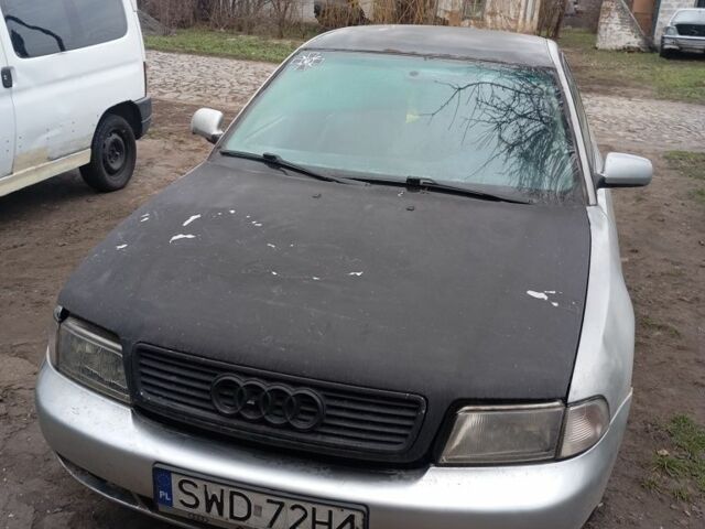 Сірий Ауді А4, об'ємом двигуна 1.9 л та пробігом 333 тис. км за 600 $, фото 1 на Automoto.ua