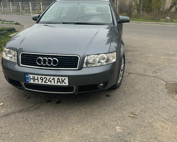 Сірий Ауді А4, об'ємом двигуна 1.98 л та пробігом 255 тис. км за 4900 $, фото 1 на Automoto.ua
