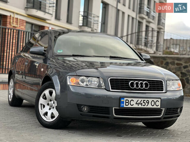 Серый Ауди А4, объемом двигателя 2 л и пробегом 245 тыс. км за 5199 $, фото 1 на Automoto.ua