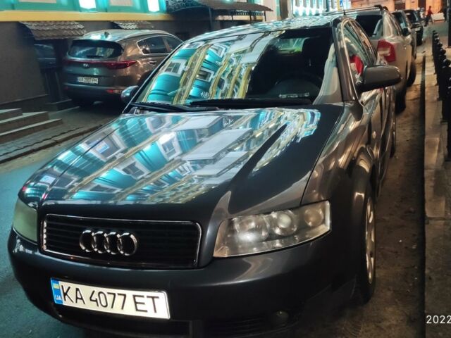 Серый Ауди А4, объемом двигателя 2 л и пробегом 298 тыс. км за 5700 $, фото 1 на Automoto.ua