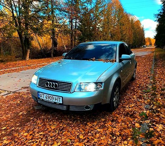 Серый Ауди А4, объемом двигателя 2 л и пробегом 0 тыс. км за 4800 $, фото 1 на Automoto.ua