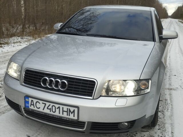 Серый Ауди А4, объемом двигателя 1.8 л и пробегом 220 тыс. км за 3500 $, фото 1 на Automoto.ua