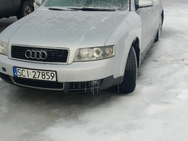 Серый Ауди А4, объемом двигателя 2 л и пробегом 240 тыс. км за 3200 $, фото 1 на Automoto.ua