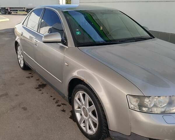 Сірий Ауді А4, об'ємом двигуна 2.5 л та пробігом 370 тис. км за 4500 $, фото 1 на Automoto.ua