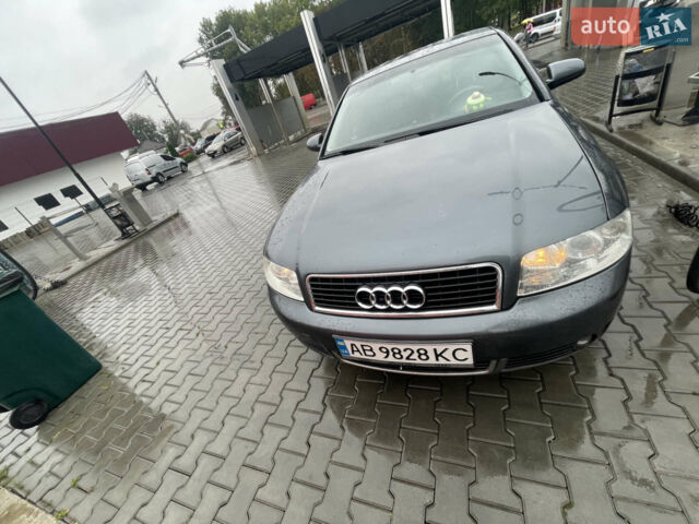 Серый Ауди А4, объемом двигателя 2 л и пробегом 278 тыс. км за 4000 $, фото 1 на Automoto.ua