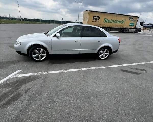 Серый Ауди А4, объемом двигателя 2 л и пробегом 252 тыс. км за 4300 $, фото 1 на Automoto.ua