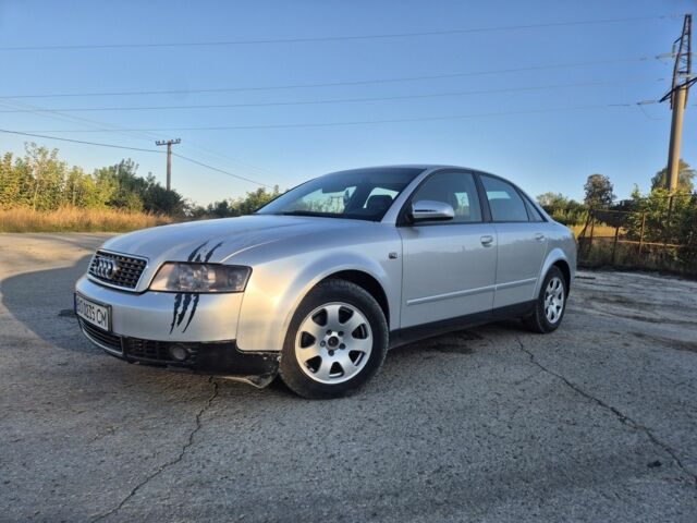Сірий Ауді А4, об'ємом двигуна 1.9 л та пробігом 350 тис. км за 4000 $, фото 1 на Automoto.ua