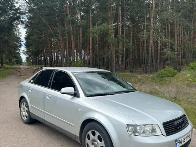 Серый Ауди А4, объемом двигателя 2 л и пробегом 252 тыс. км за 4700 $, фото 1 на Automoto.ua