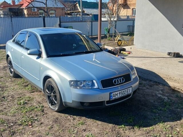 Сірий Ауді А4, об'ємом двигуна 1.6 л та пробігом 288 тис. км за 5300 $, фото 1 на Automoto.ua