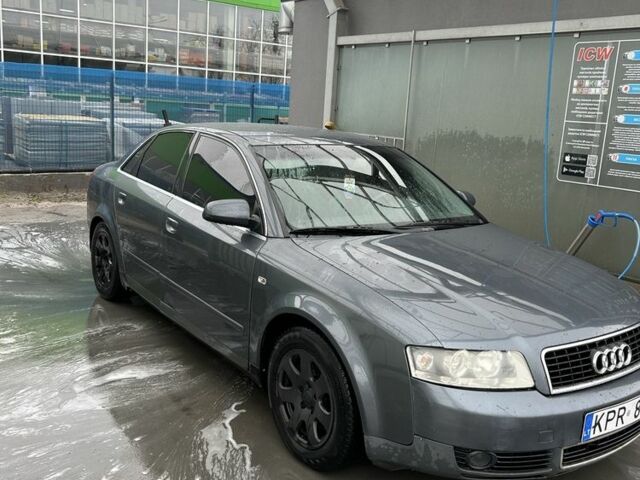 Серый Ауди А4, объемом двигателя 1.9 л и пробегом 400 тыс. км за 2600 $, фото 1 на Automoto.ua