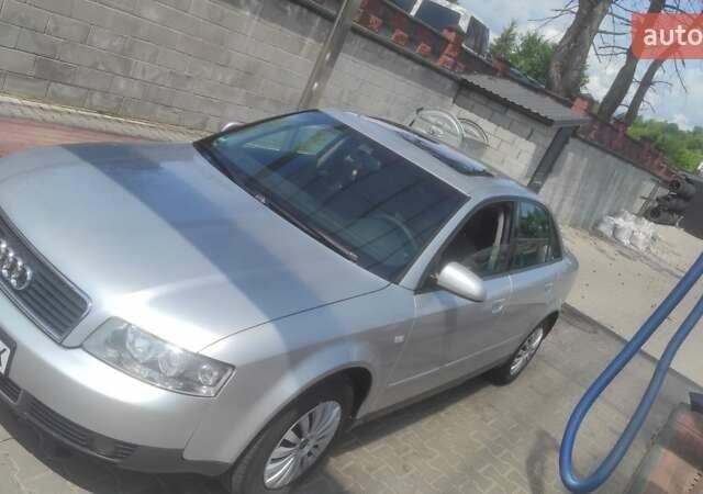 Сірий Ауді А4, об'ємом двигуна 1.6 л та пробігом 225 тис. км за 4900 $, фото 1 на Automoto.ua