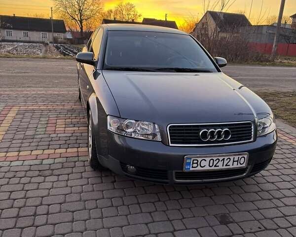 Сірий Ауді А4, об'ємом двигуна 1.9 л та пробігом 330 тис. км за 5500 $, фото 1 на Automoto.ua