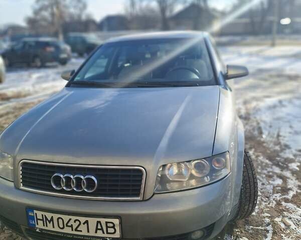Сірий Ауді А4, об'ємом двигуна 2 л та пробігом 392 тис. км за 4500 $, фото 1 на Automoto.ua