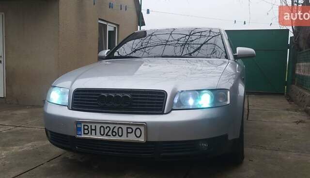 Серый Ауди А4, объемом двигателя 1.78 л и пробегом 244 тыс. км за 5600 $, фото 1 на Automoto.ua