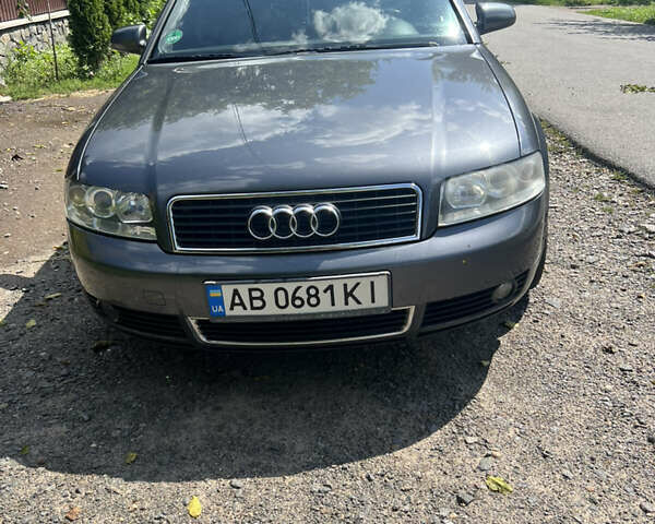 Серый Ауди А4, объемом двигателя 2.01 л и пробегом 227 тыс. км за 5500 $, фото 1 на Automoto.ua