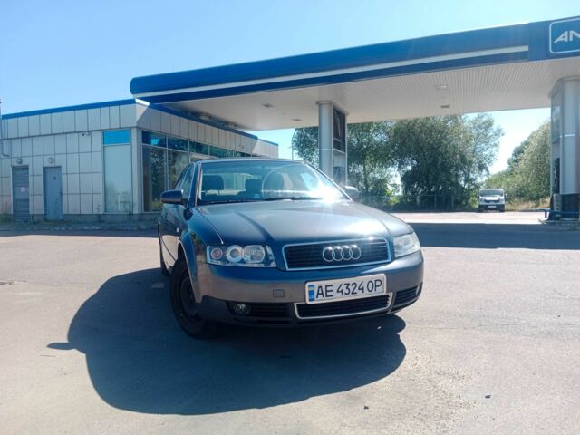 Серый Ауди А4, объемом двигателя 1.6 л и пробегом 416 тыс. км за 3750 $, фото 1 на Automoto.ua