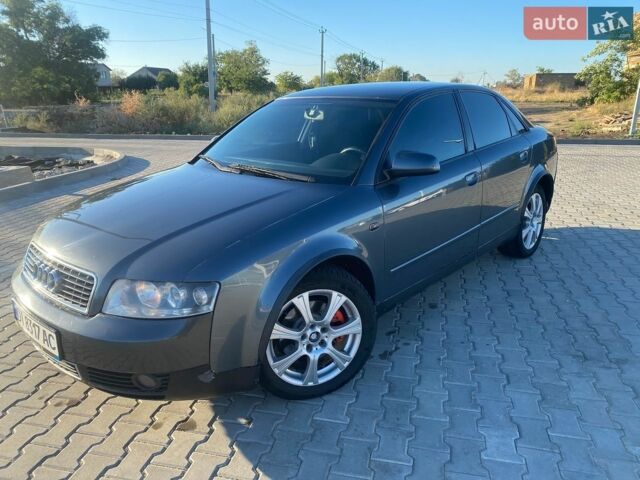 Сірий Ауді А4, об'ємом двигуна 2.5 л та пробігом 333 тис. км за 3800 $, фото 1 на Automoto.ua