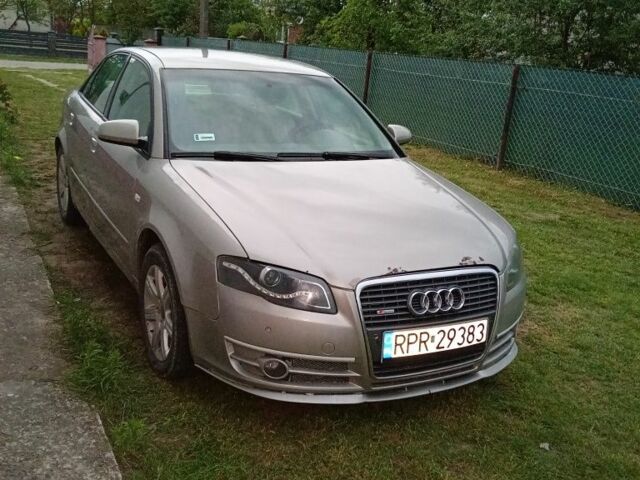 Сірий Ауді А4, об'ємом двигуна 2.4 л та пробігом 300 тис. км за 2366 $, фото 1 на Automoto.ua