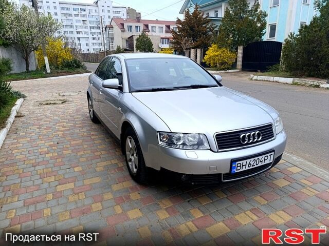 Серый Ауди А4, объемом двигателя 1.8 л и пробегом 271 тыс. км за 4600 $, фото 1 на Automoto.ua