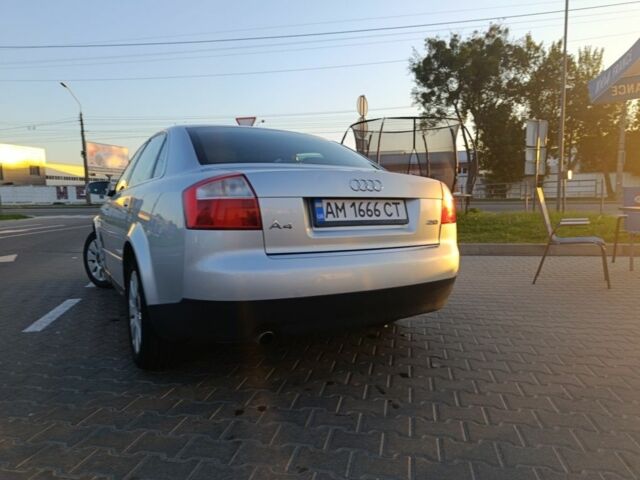 Сірий Ауді А4, об'ємом двигуна 2 л та пробігом 293 тис. км за 4800 $, фото 1 на Automoto.ua