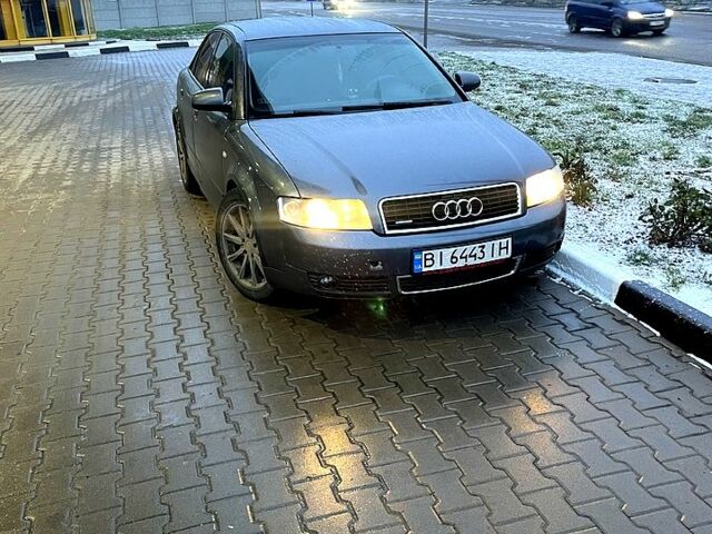 Серый Ауди А4, объемом двигателя 2.5 л и пробегом 250 тыс. км за 5200 $, фото 1 на Automoto.ua