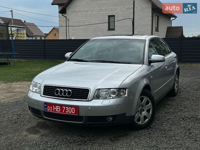 Серый Ауди А4, объемом двигателя 2 л и пробегом 221 тыс. км за 5300 $, фото 1 на Automoto.ua