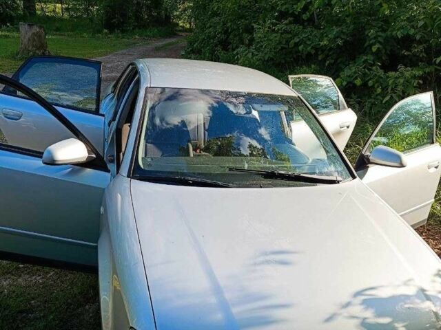 Сірий Ауді А4, об'ємом двигуна 1.8 л та пробігом 386 тис. км за 4500 $, фото 1 на Automoto.ua