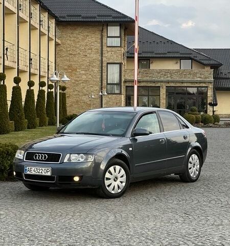 Серый Ауди А4, объемом двигателя 1.6 л и пробегом 263 тыс. км за 4199 $, фото 1 на Automoto.ua