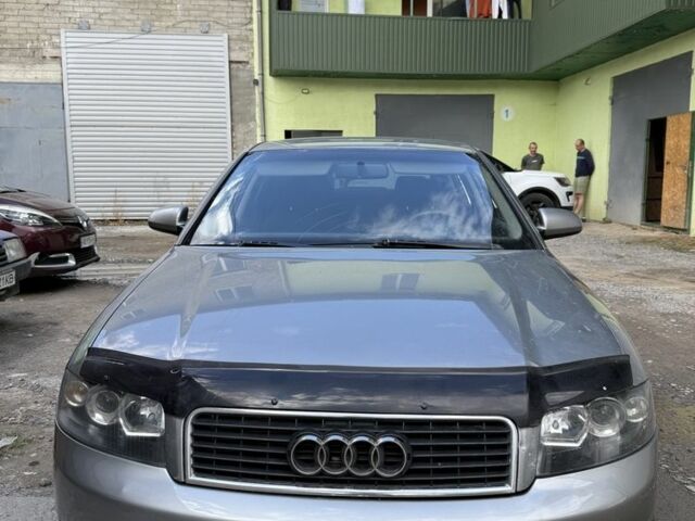 Сірий Ауді А4, об'ємом двигуна 2.5 л та пробігом 230 тис. км за 2206 $, фото 1 на Automoto.ua