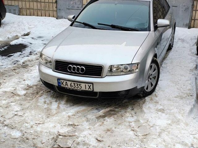 Серый Ауди А4, объемом двигателя 2 л и пробегом 330 тыс. км за 5500 $, фото 1 на Automoto.ua