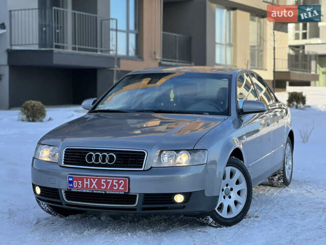 Сірий Ауді А4, об'ємом двигуна 1.6 л та пробігом 170 тис. км за 4999 $, фото 1 на Automoto.ua