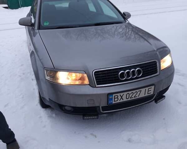 Сірий Ауді А4, об'ємом двигуна 1.6 л та пробігом 246 тис. км за 4800 $, фото 1 на Automoto.ua