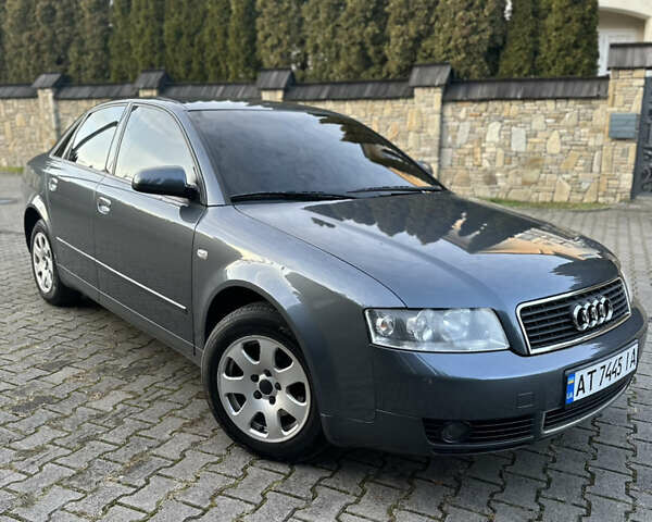 Серый Ауди А4, объемом двигателя 1.6 л и пробегом 208 тыс. км за 4500 $, фото 1 на Automoto.ua