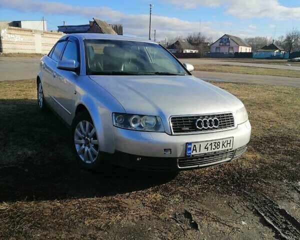 Серый Ауди А4, объемом двигателя 2.5 л и пробегом 320 тыс. км за 5000 $, фото 1 на Automoto.ua