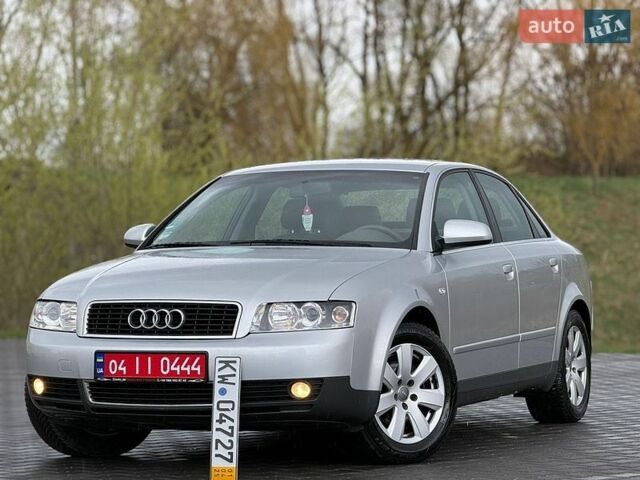 Сірий Ауді А4, об'ємом двигуна 2 л та пробігом 257 тис. км за 5200 $, фото 1 на Automoto.ua