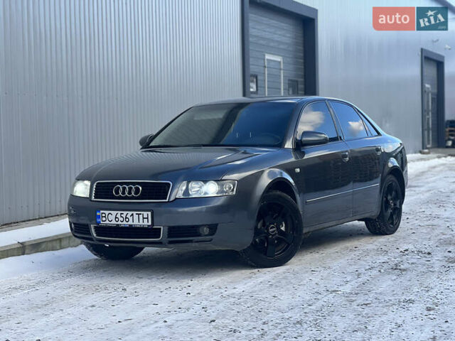 Сірий Ауді А4, об'ємом двигуна 1.6 л та пробігом 280 тис. км за 3999 $, фото 1 на Automoto.ua