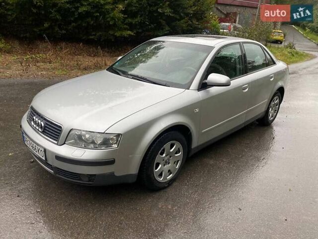 Сірий Ауді А4, об'ємом двигуна 1.8 л та пробігом 180 тис. км за 5500 $, фото 1 на Automoto.ua
