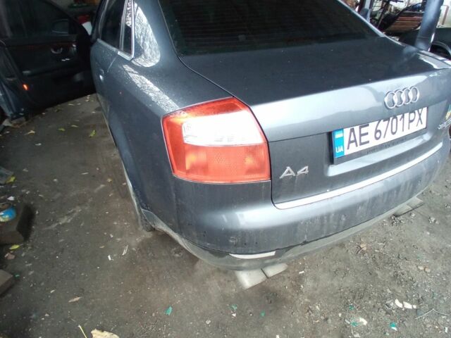 Сірий Ауді А4, об'ємом двигуна 2.5 л та пробігом 330 тис. км за 5500 $, фото 1 на Automoto.ua