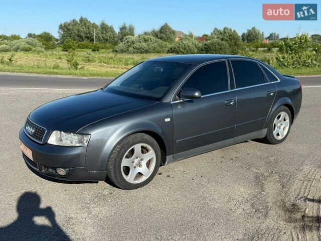 Сірий Ауді А4, об'ємом двигуна 2.5 л та пробігом 245 тис. км за 3499 $, фото 1 на Automoto.ua