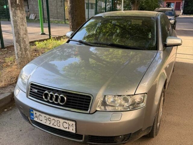 Сірий Ауді А4, об'ємом двигуна 2 л та пробігом 245 тис. км за 4500 $, фото 1 на Automoto.ua